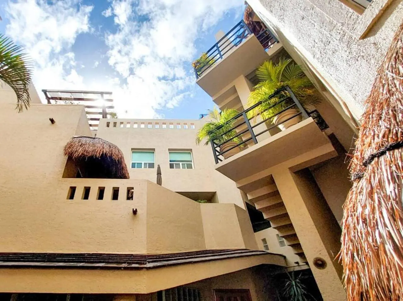 1Br Apt With Balcony And Terrace, 1 Block From 5Th Av Playa del Carmen 0*,
