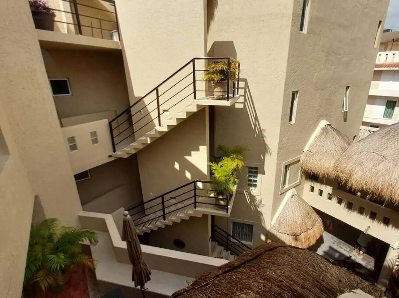 1Br Apt With Balcony And Terrace, 1 Block From 5Th Av Playa del Carmen Apartment