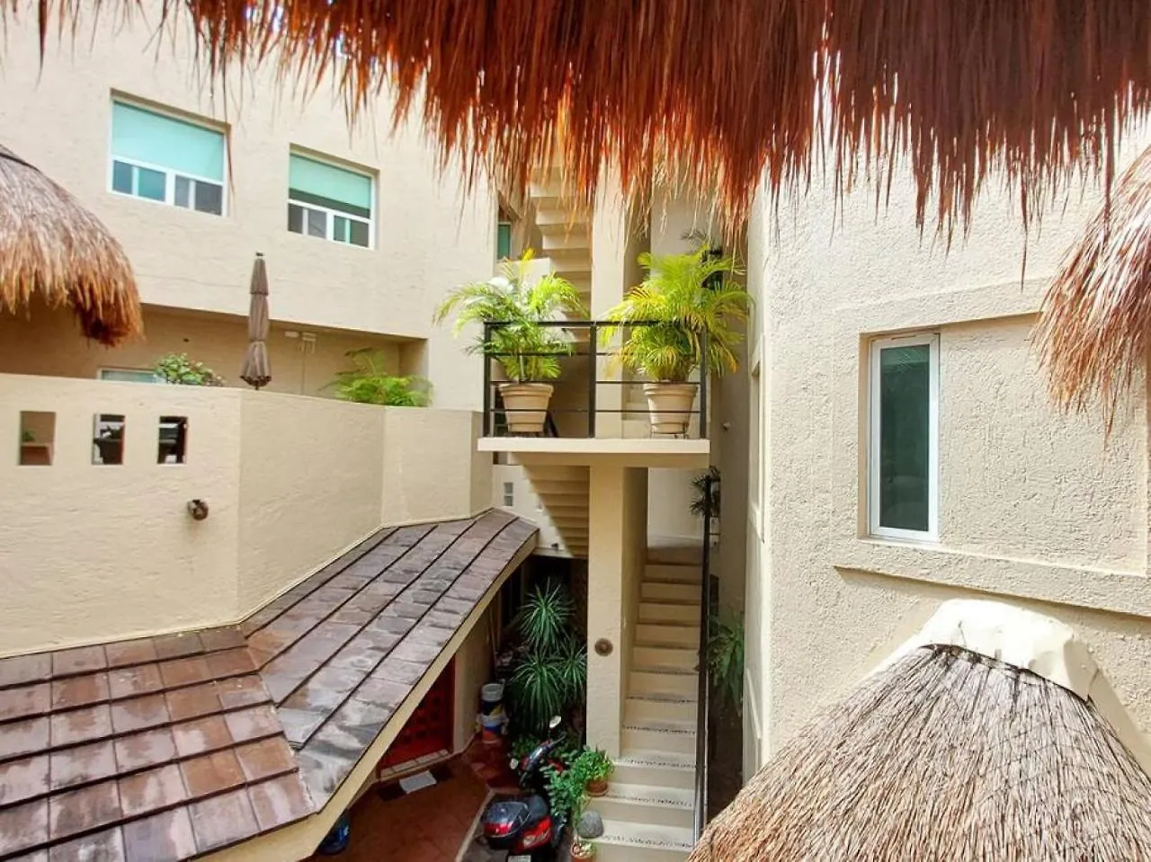 1Br Apt With Balcony And Terrace, 1 Block From 5Th Av Playa del Carmen 0*,